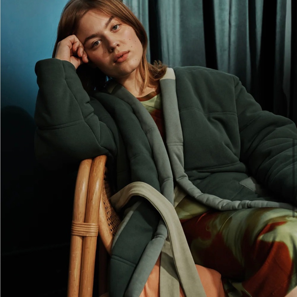 OFFHOURS homecoat